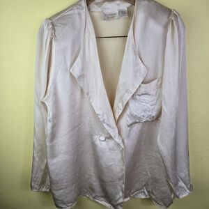 Victoria's Secret Cream Satin Silk Size M Blouse Pajamas Top. READ!